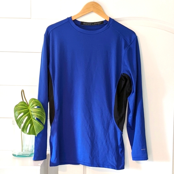 🟣 3/15 Layer 8 Base Layer Shirt Sz XL - Picture 1 of 4